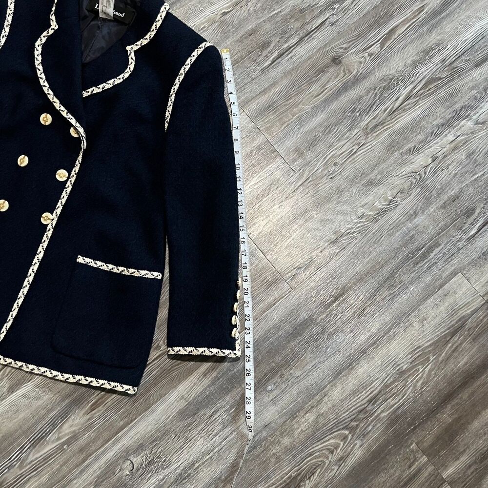 Louis Feraud Women’s Wool Blend Blazer Jacket Navy Gold Button Trim Size 44 US14 - Picture 6 of 12